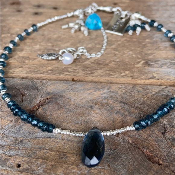 SILVER and TOPAZ Bracelet - Picture 2 of 8